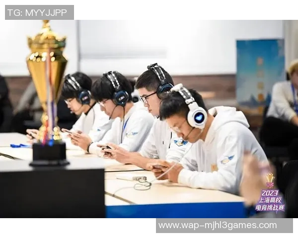 电竞新闻独家解析WE战队比赛经验与其他战队的对比分析与启示